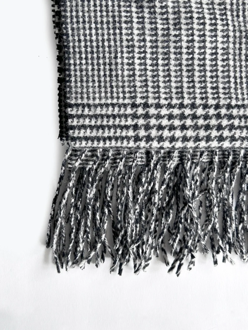 J.Crew Glen Plaid Cape Scarf – Black/White